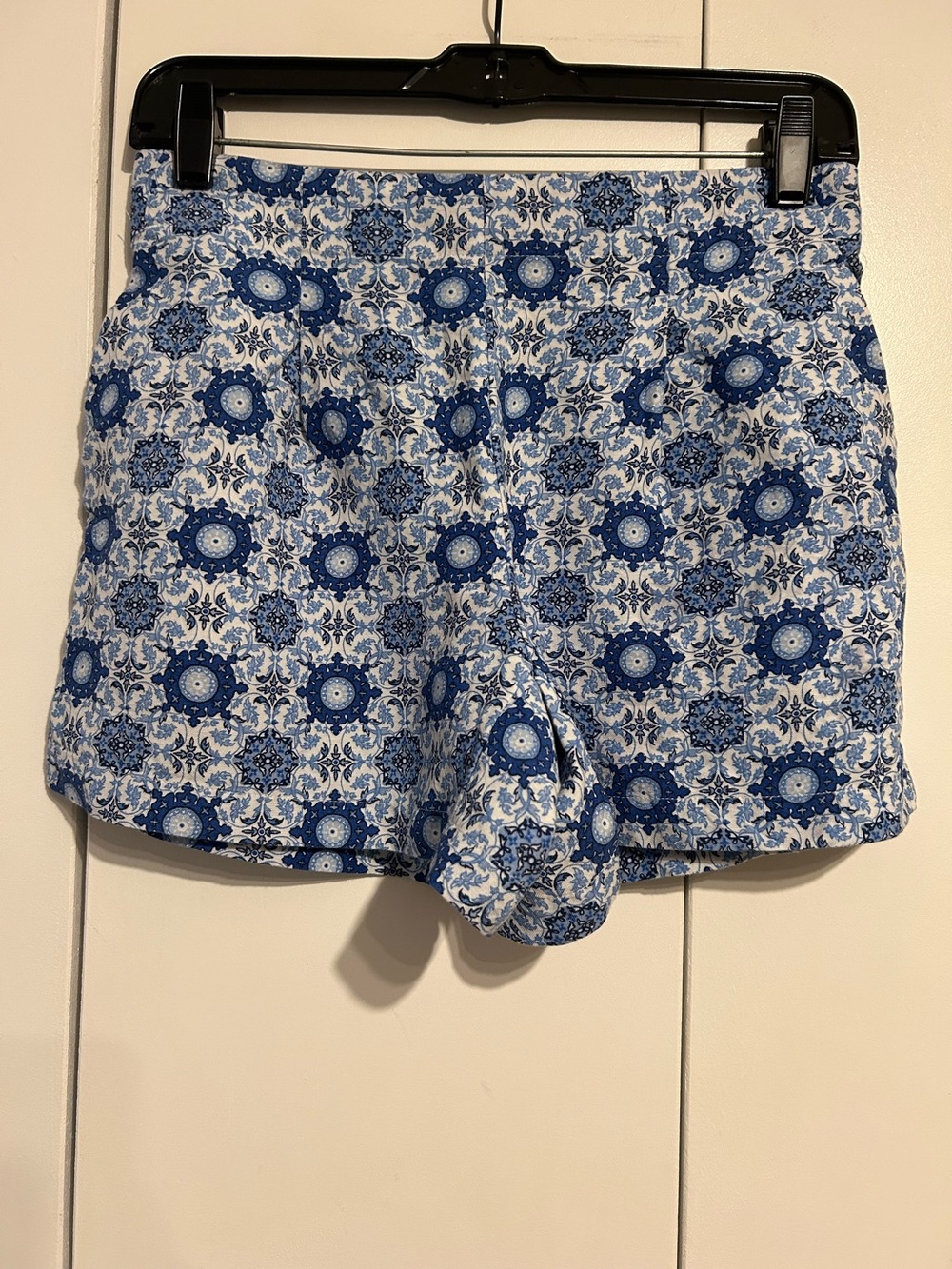 Loft Blue & White Medallion Shorts